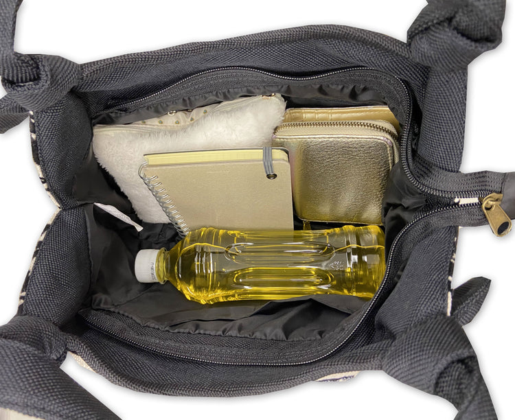 オリジナルベトナムバッグ quay ビーズ花刺繍 ブルー